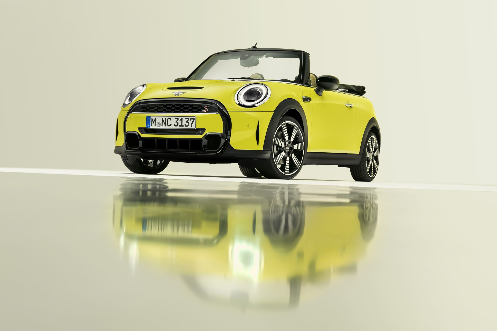 Mini Cabrio Cooper S 2021 4