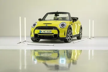 Mini Cabrio Cooper S 2021 52