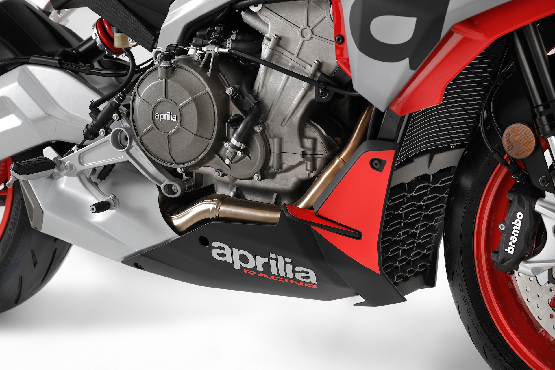 Moto Aprilia Tuono 660 19
