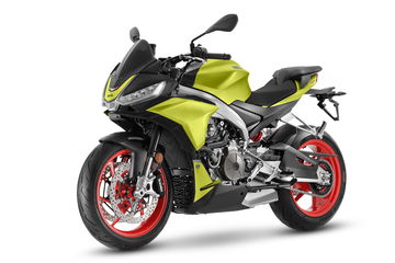 Moto Aprilia Tuono 660 2