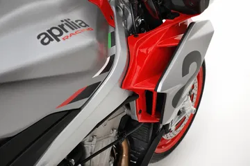 Moto Aprilia Tuono 660 20
