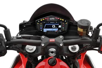 Moto Aprilia Tuono 660 22