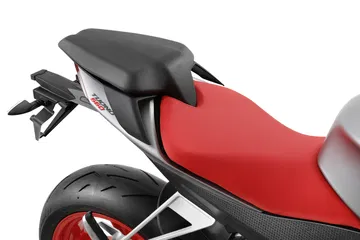 Moto Aprilia Tuono 660 23