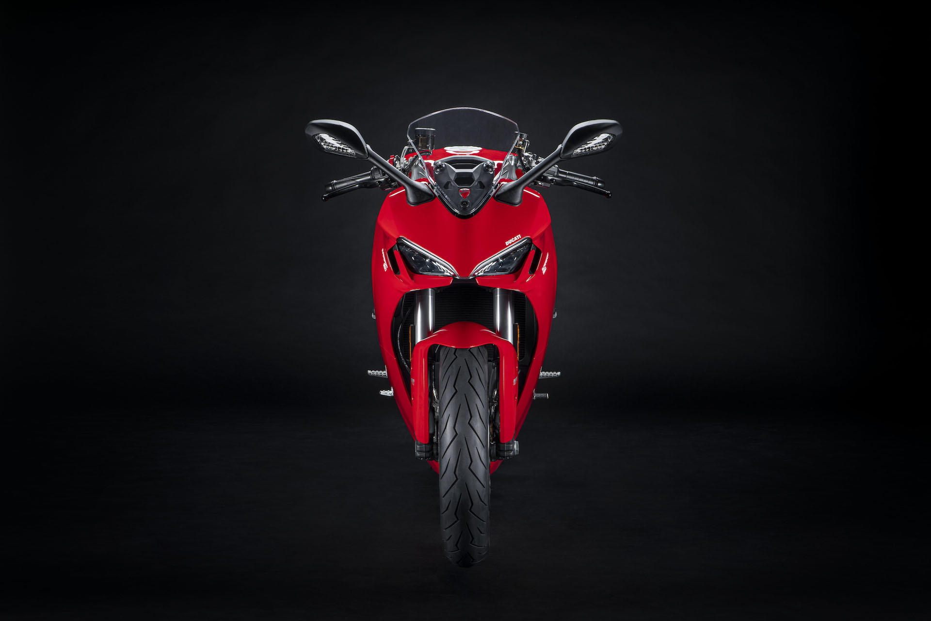 Moto Ducati Supersport 950 6