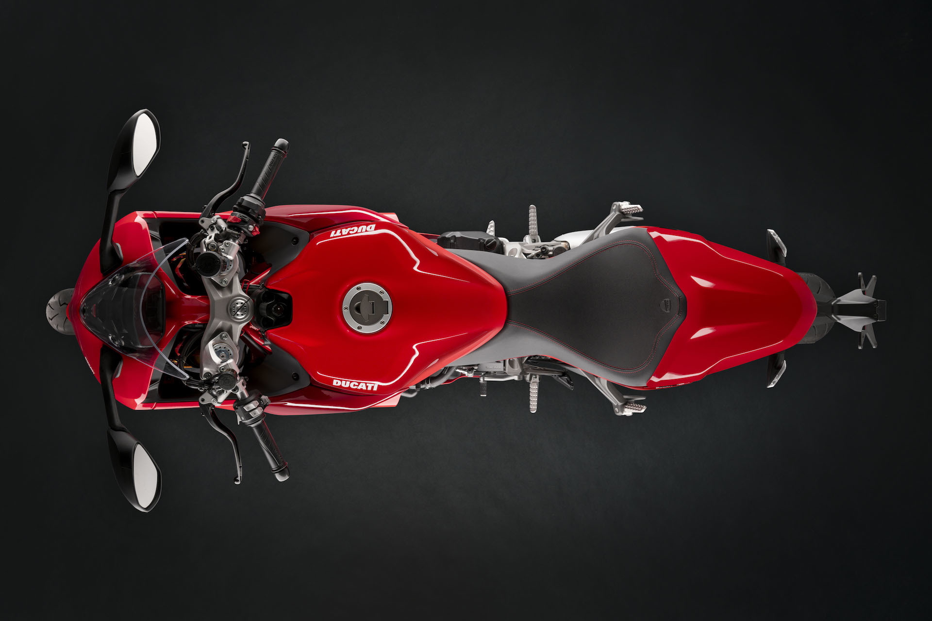 Moto Ducati Supersport 950 S13