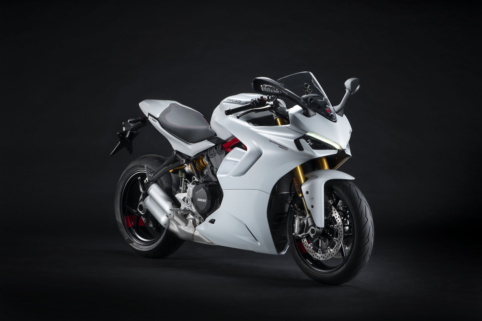 Moto Ducati Supersport 950 S30