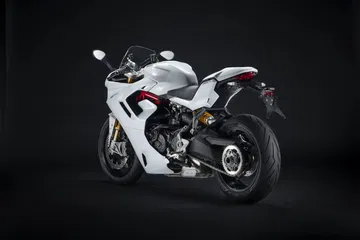 Moto Ducati Supersport 950 S32