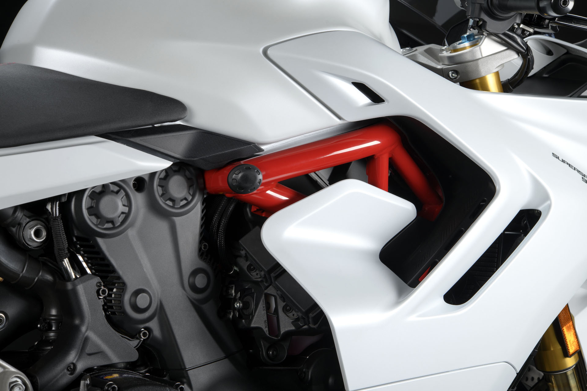 Du 2020 09 24 Supersport S Bianca