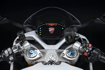 Du 2020 09 24 Supersport S Bianca