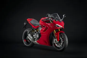 Moto Ducati Supersport 950 S5