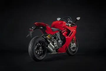 Moto Ducati Supersport 950 S6