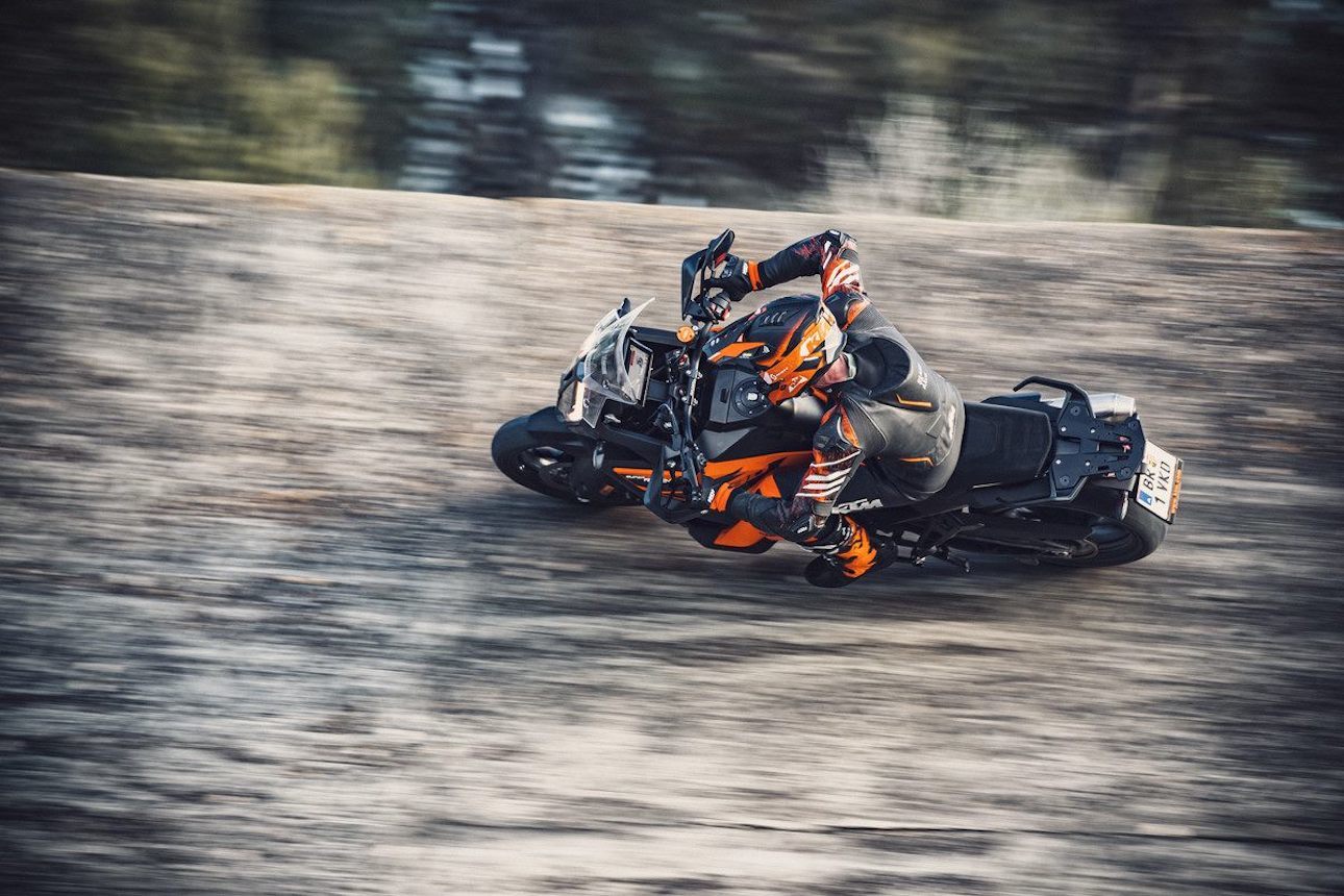 Moto Ktm 1290 Super Adventure S 2021 3