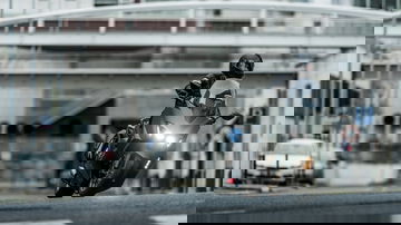 Moto Yamaha Tmax 560 1