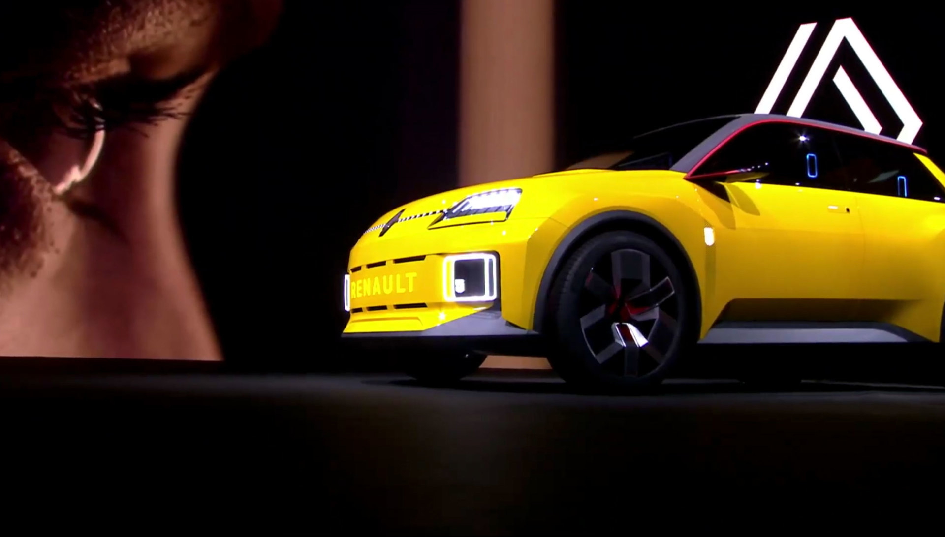 Nuevo Renault 5 Adelanto 04