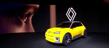 Nuevo Renault 5 Adelanto 13