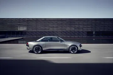 Peugeot E Legend Exterior 02