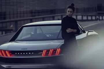 Peugeot E Legend Exterior Real 04