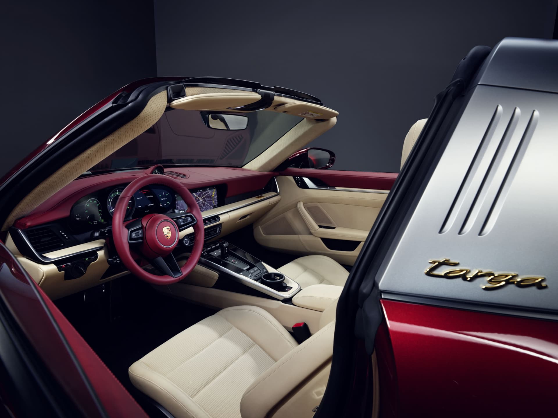 Porsche 911 Targa Heritage Design Edition 07