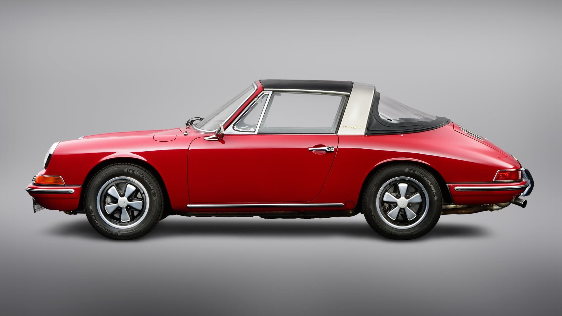 Porsche 911 Targa Historia 08