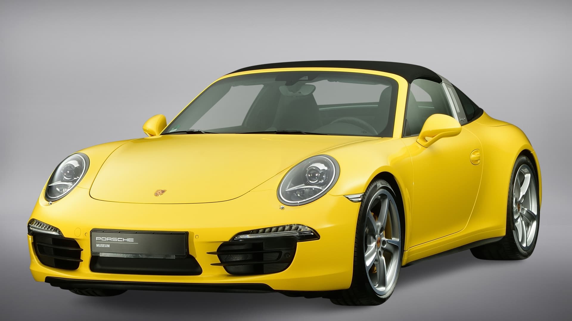 Porsche 911 Targa Historia 25