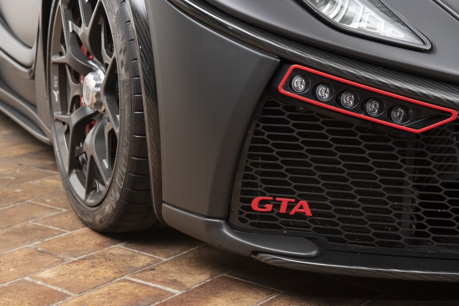Spania Gta Spano Chasis 12 0121 023