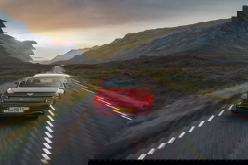 Bentley Flying Spur V8 2021 0221 006