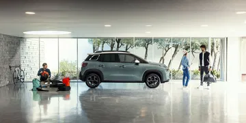 Copyright William Crozes @ Continental Productions