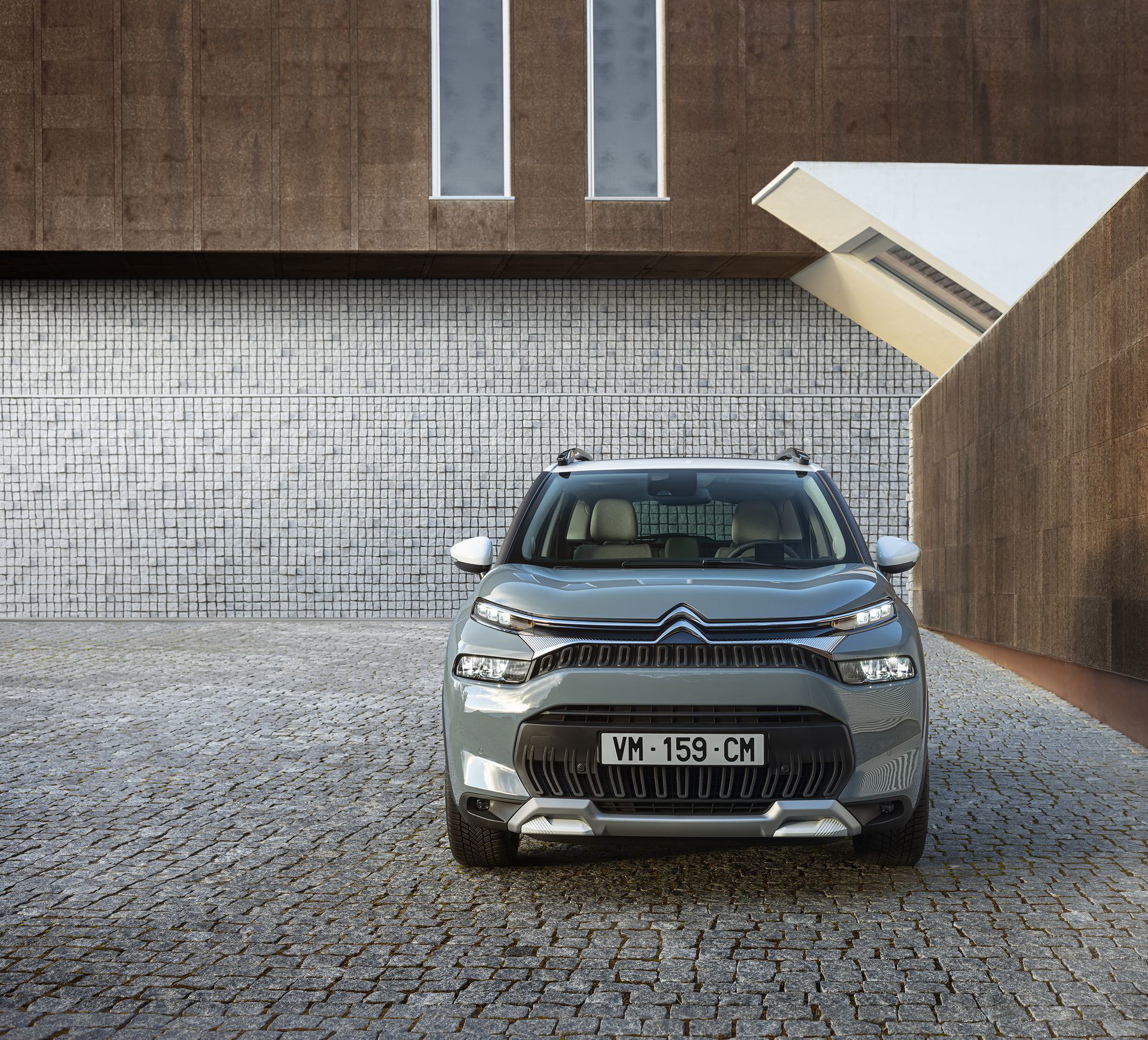 Copyright William Crozes @ Continental Productions