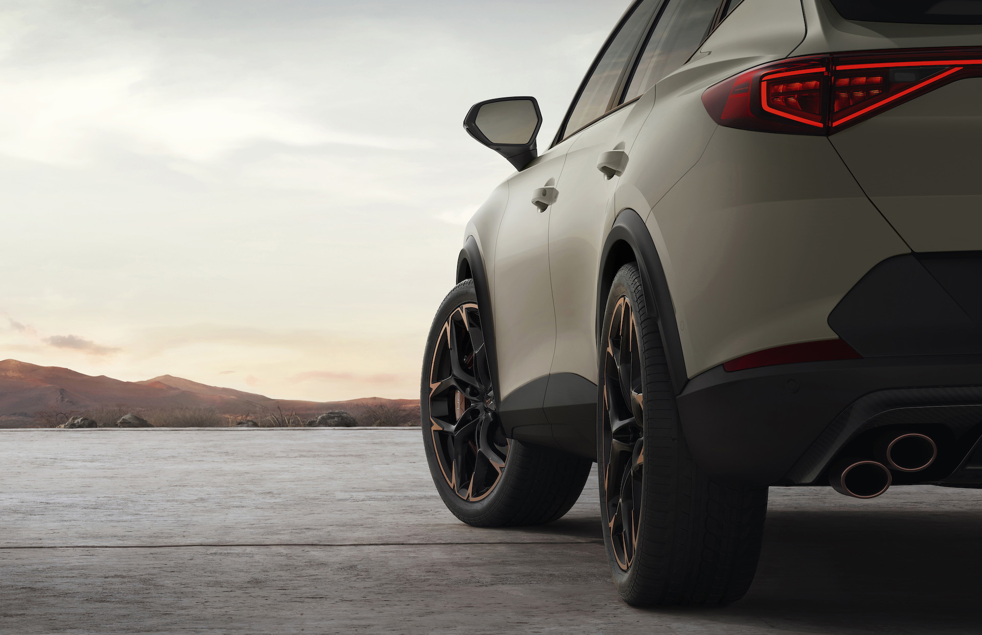 Cupra Formentor Vz5 11 Gris Tayga Exterior