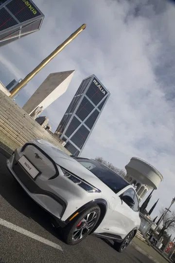Ford Mustang Mach E 2021 0221 103