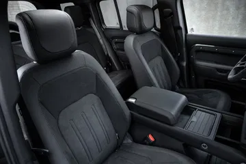 Land Rover Defender V8 2022 0221 017