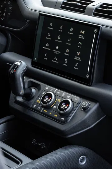 Land Rover Defender V8 2022 0221 022