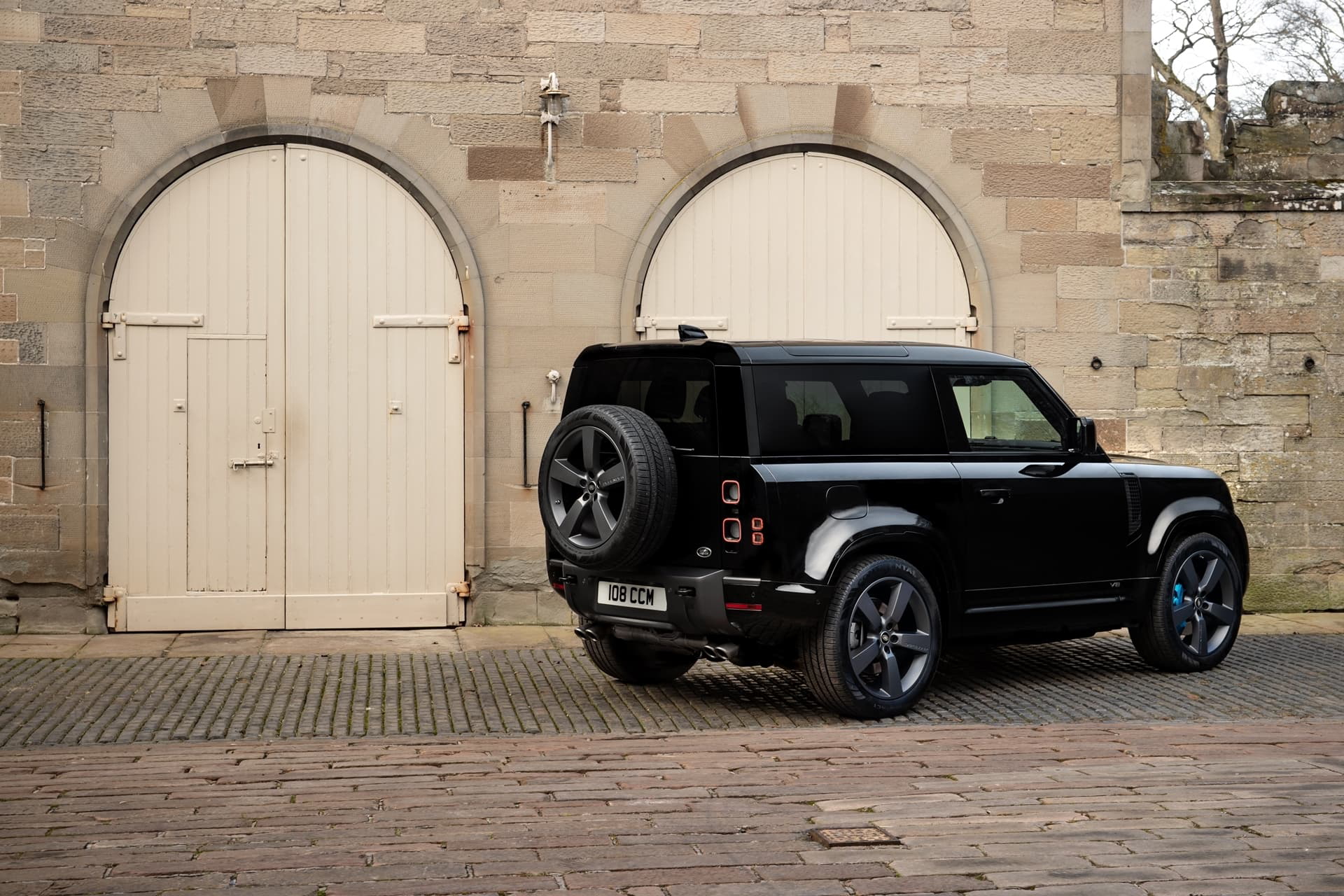 Land Rover Defender V8 2022 0221 032