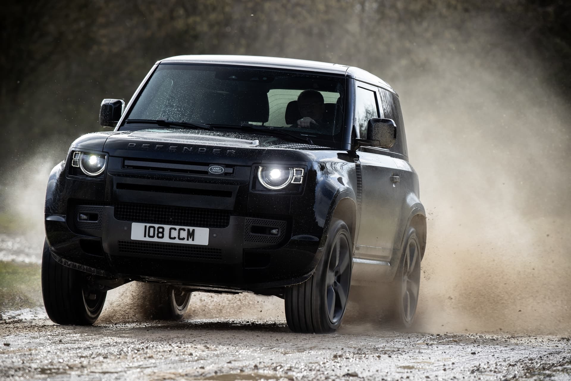 Land Rover Defender V8 2022 0221 039