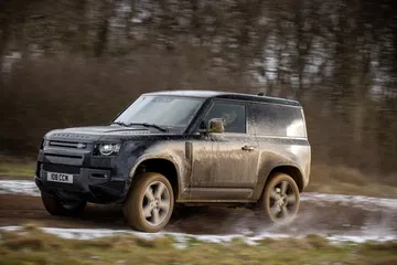 Land Rover Defender V8 2022 0221 042