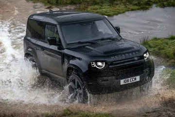 Land Rover Defender V8 2022 0221 043