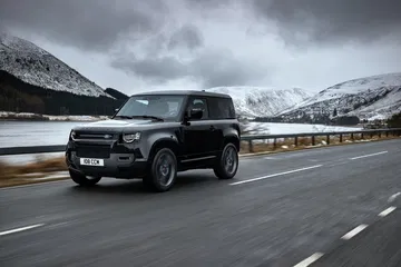 Land Rover Defender V8 2022 0221 053