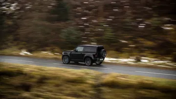 Land Rover Defender V8 2022 0221 063