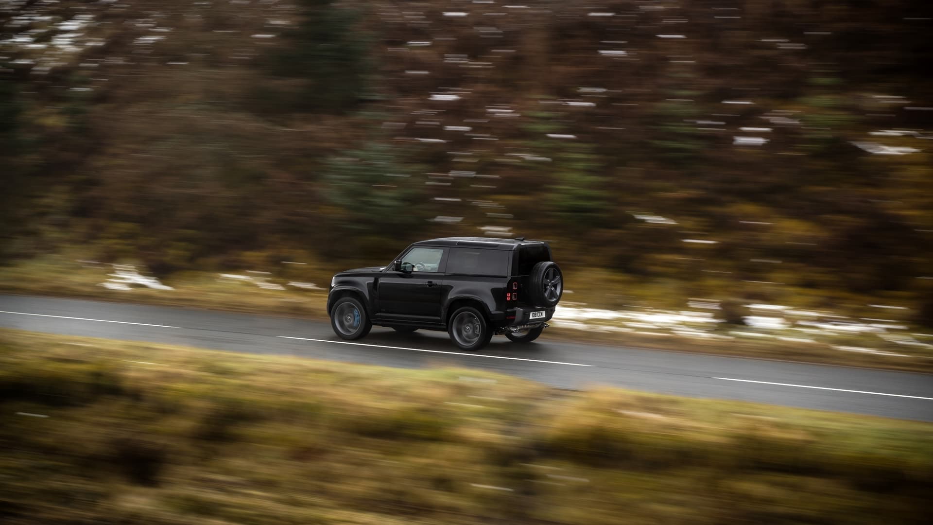 Land Rover Defender V8 2022 0221 063