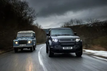 Land Rover Defender V8 2022 0221 073