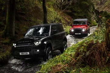 Land Rover Defender V8 2022 0221 077