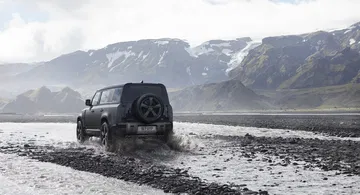 Land Rover Defender V8 2022 0221 083