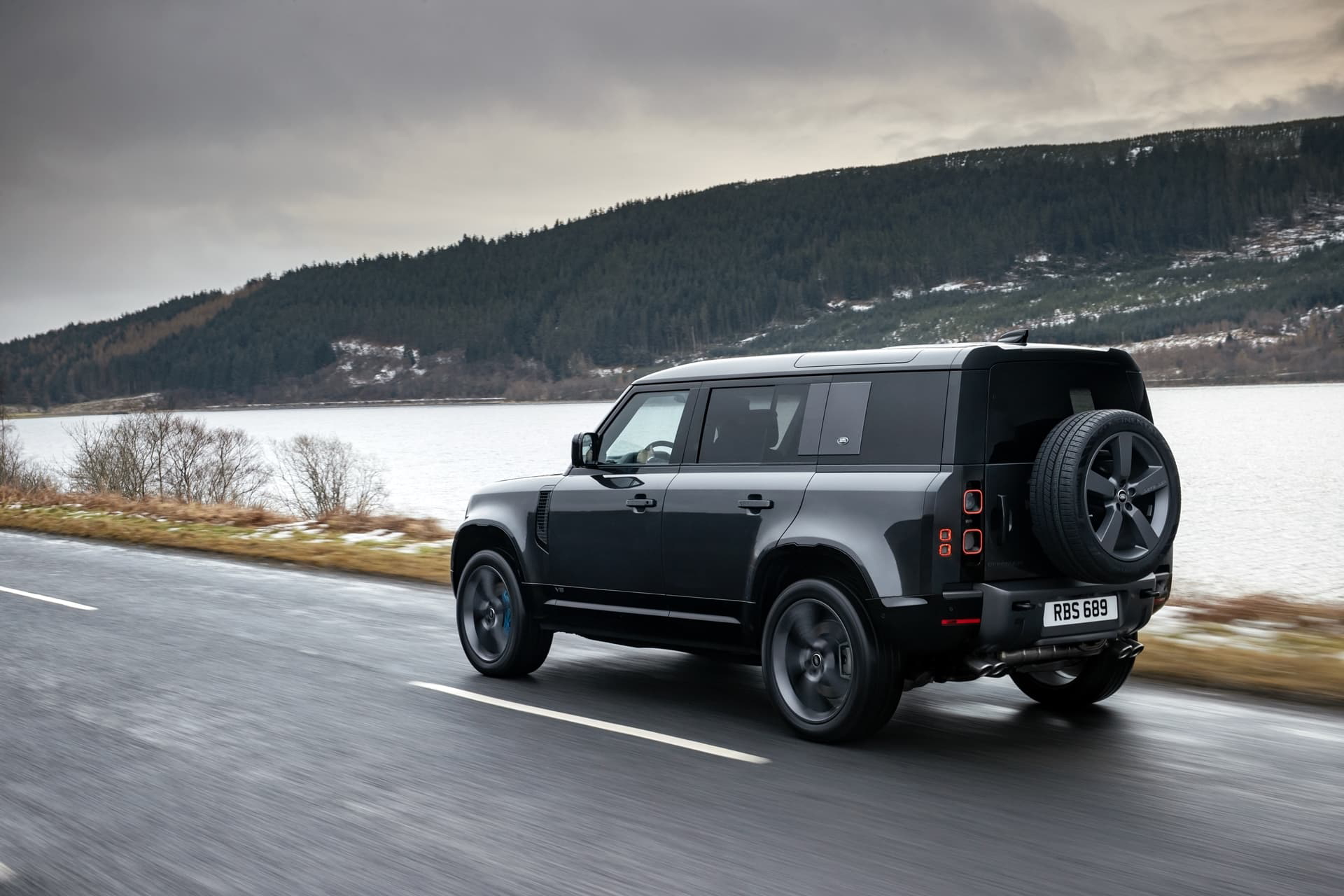 Land Rover Defender V8 2022 0221 089