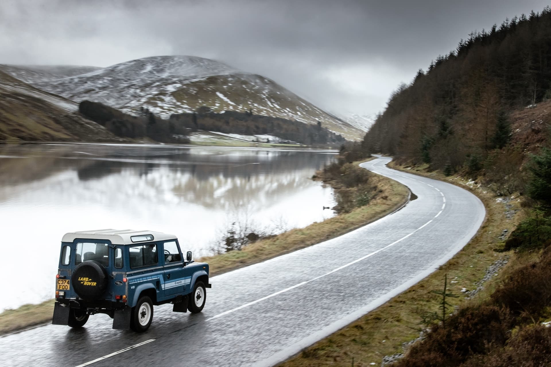 Land Rover Defender V8 2022 0221 110
