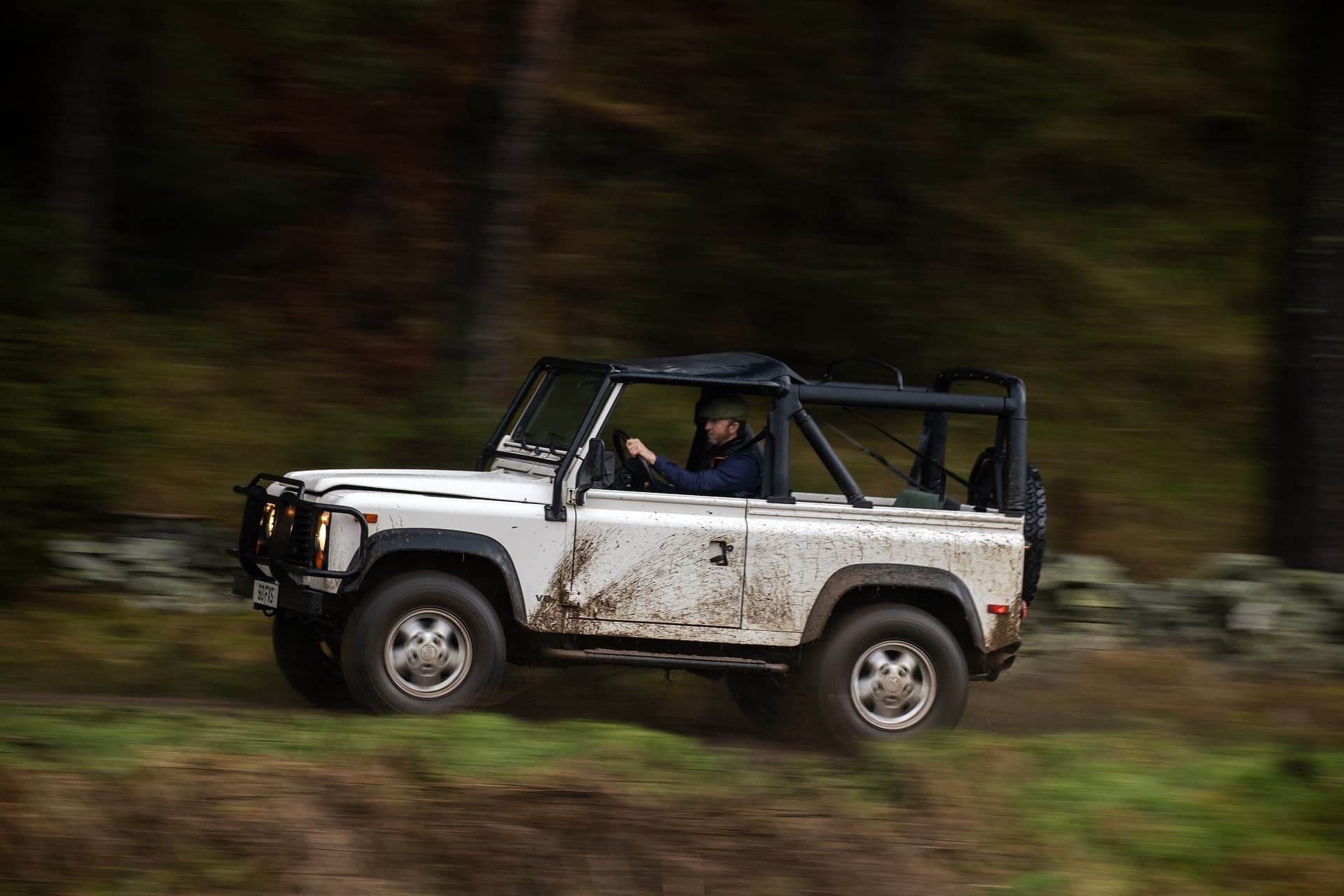 Land Rover Defender V8 2022 0221 114