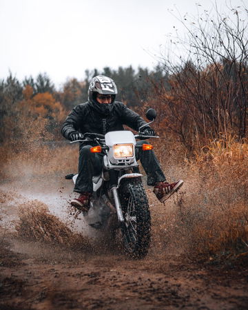 Manny Moreno Moto Barro