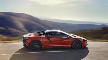 Mclaren Artura 2021 0221 010