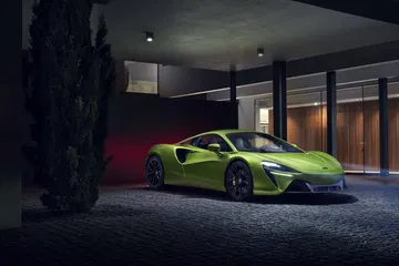 Mclaren Artura 2021 0221 015