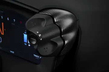 Mclaren Artura 2021 0221 036