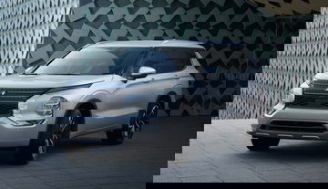 Mitsubishi Outlander 2021 0221 004